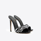 Carla 227 - Tema Zebra BN*