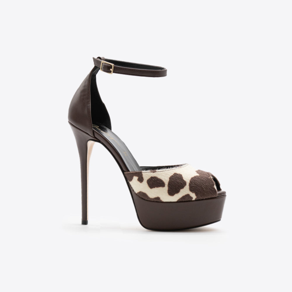 Erika 513 - EcoPelle /Cavallino