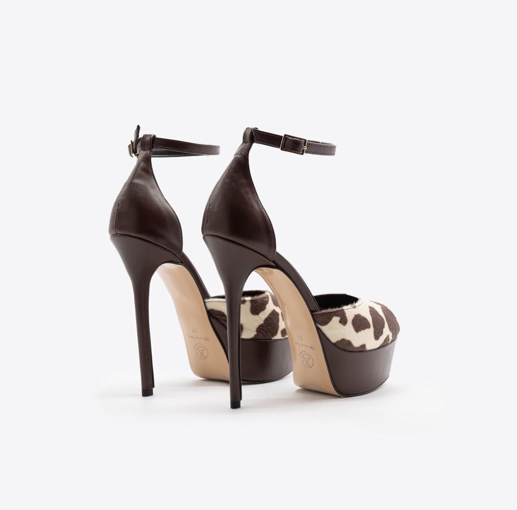Erika 513 - EcoPelle /Cavallino